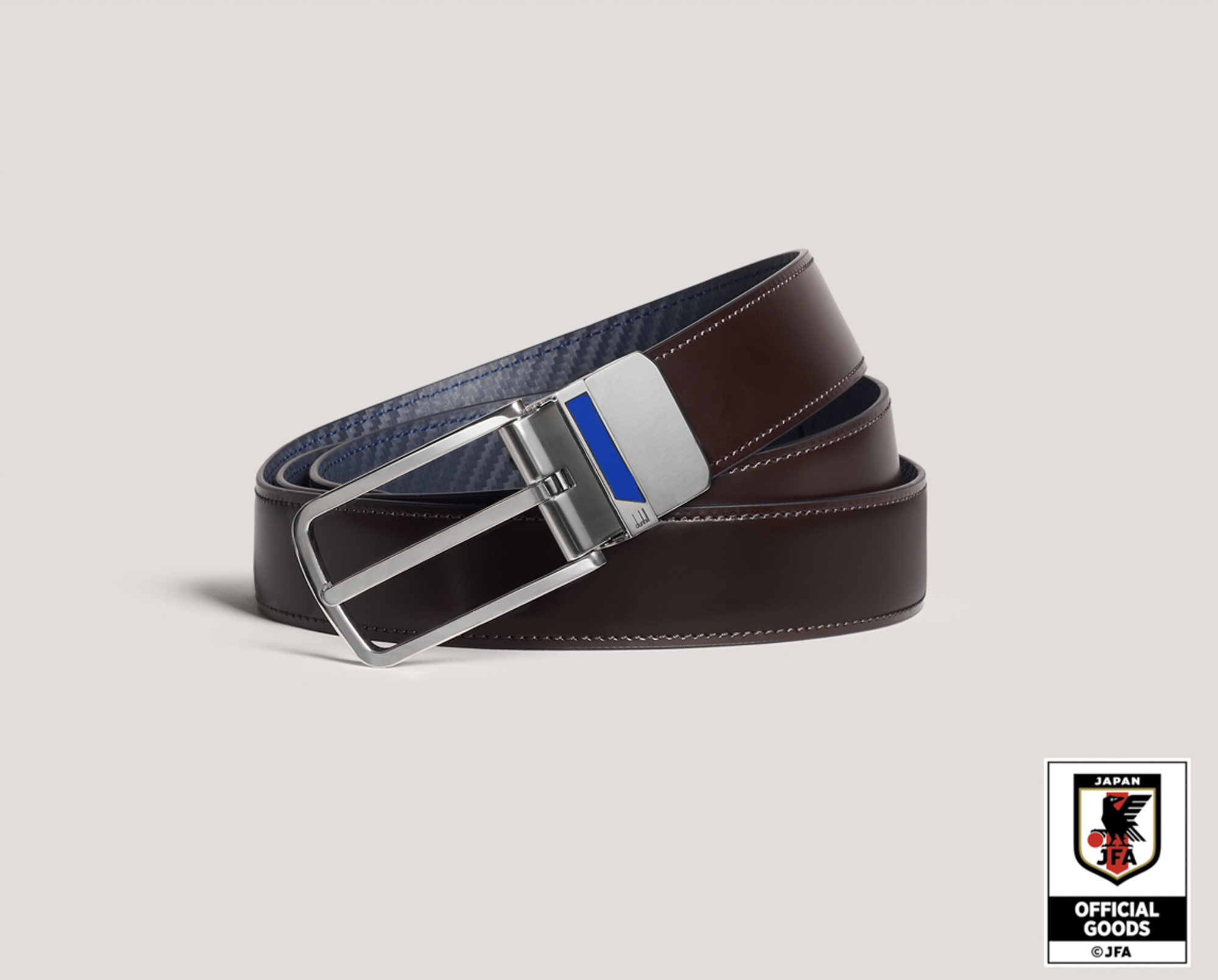 ダンヒルがサッカー日本代表公式ウェアを製作、スーツなど5型