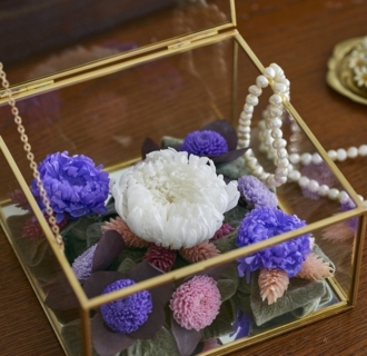 ブルーローズを使ったマリン風リース | プリザーブドフラワーの