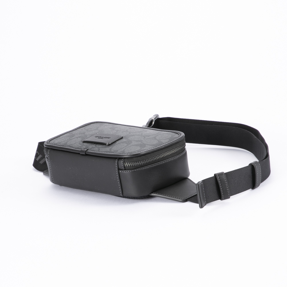 コーチ COACH ボディバッグ・ウエストポーチ シグネチャー ワイアット