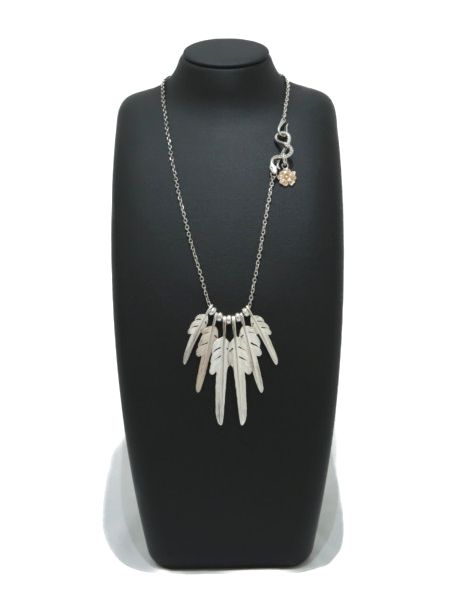 LARRY SMITH / KAZEKIRI FEATHER PENDANT No. 29 MEDIUM -LEFT-