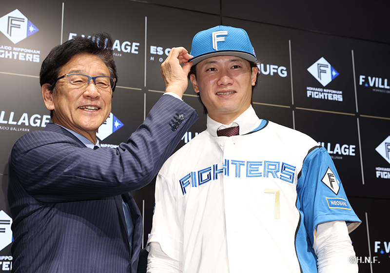 西川遥輝選手が5年ぶり復帰！背番号「7」に決定 | 北海道日本ハム