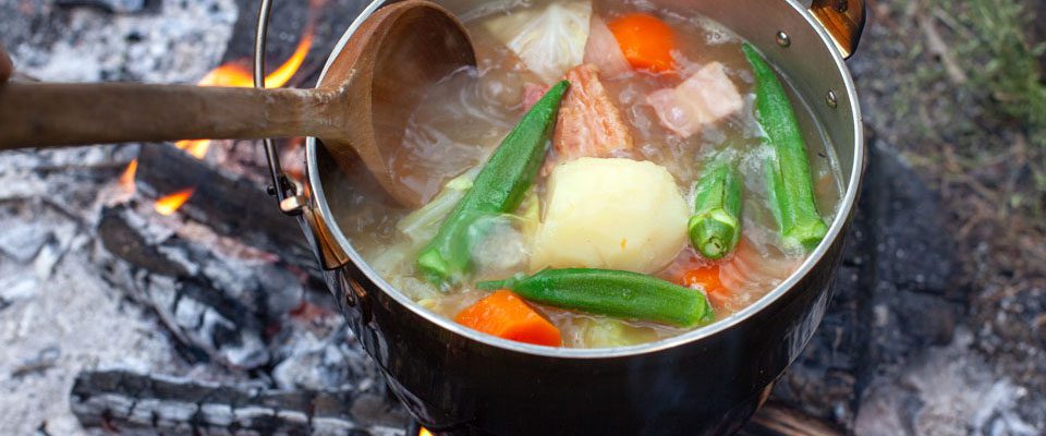 コッパーオークポット｜製品を見る｜薪⽕の総合商社 ファイヤーサイド