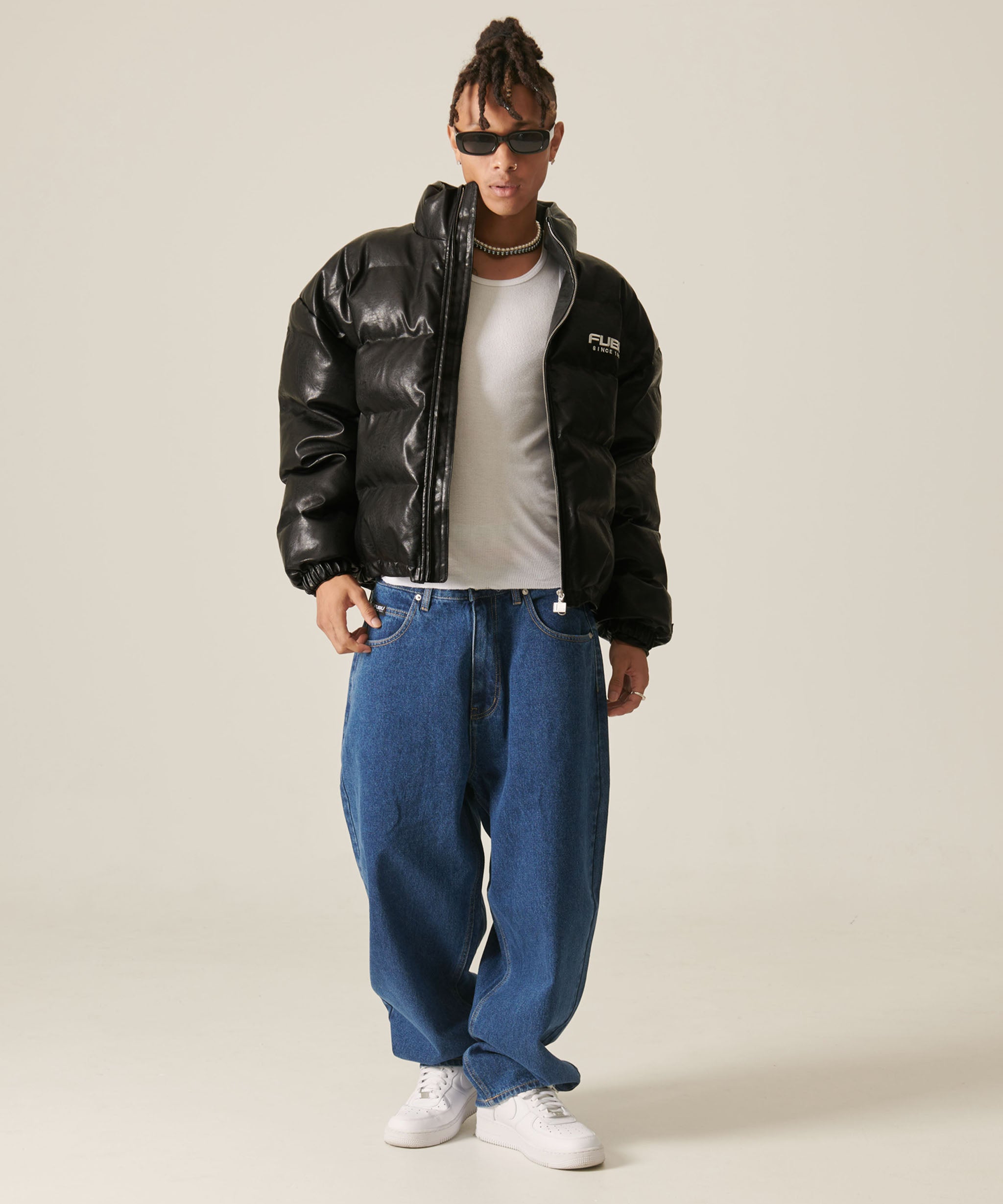 FUBU フブ アウター 中綿ジャケット フェイクレザー ジャンパー。FUBU