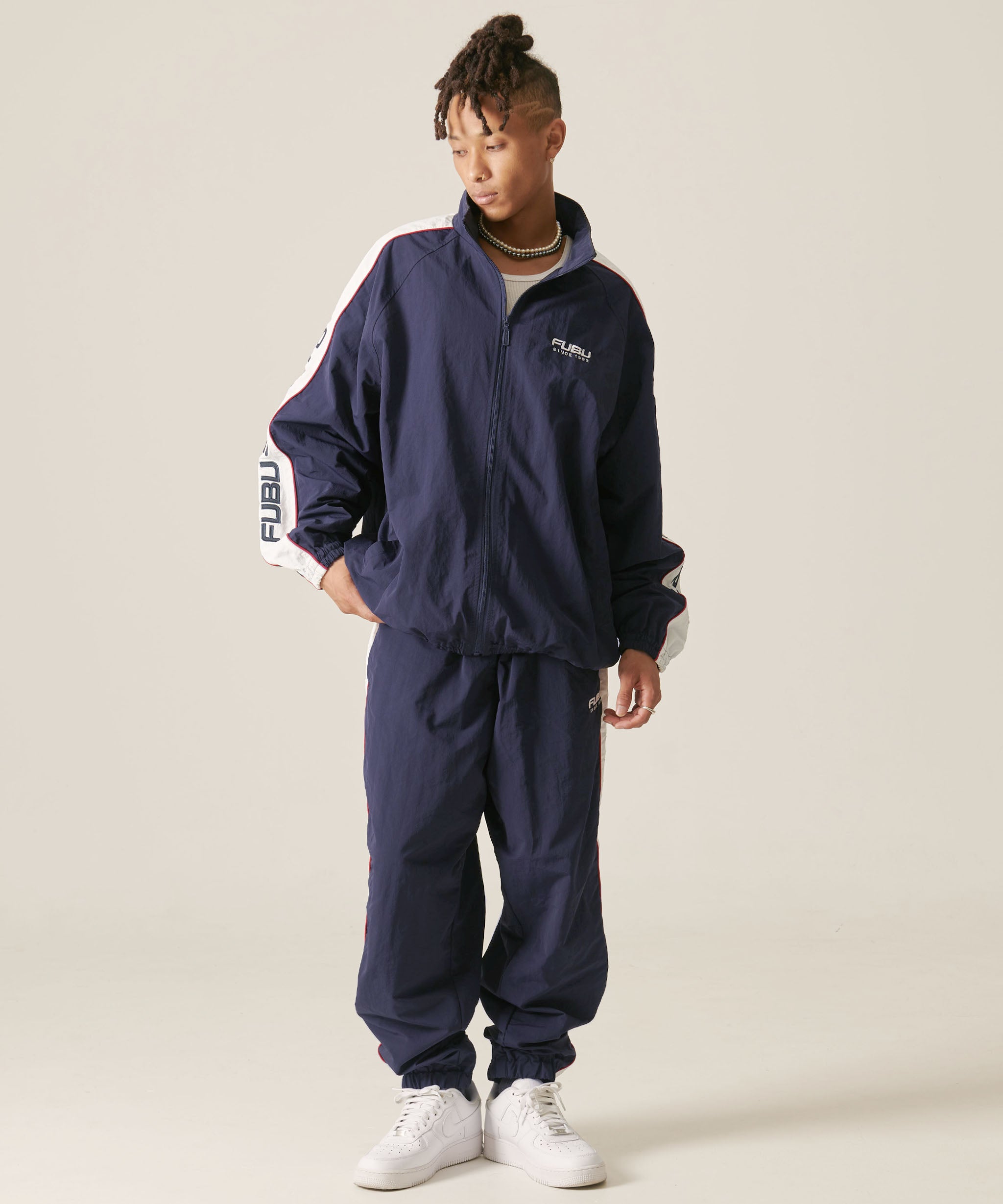 FUBU フブ ナイロンジャケット トラックジャケット 。FUBUはアメリカの