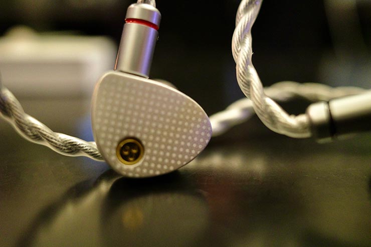 iPhoneを高音質で聴く！1万円台の有線イヤホン比較レビュー × 太田