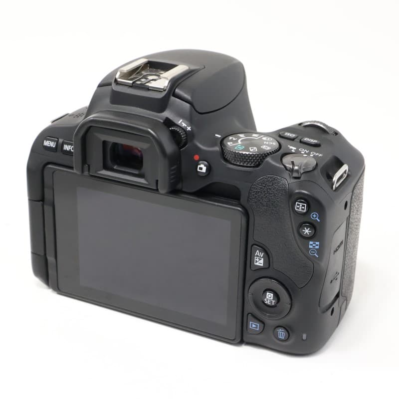 Canon EOS Kiss X9 ボディ ブラック 中古 C2120158160543｜中古通販