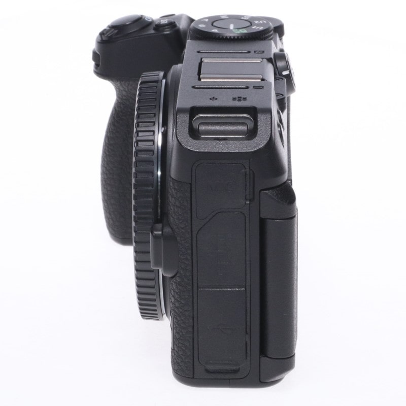 Nikon Z30 ボディ 中古 C2120154238888｜中古通販フジヤカメラ