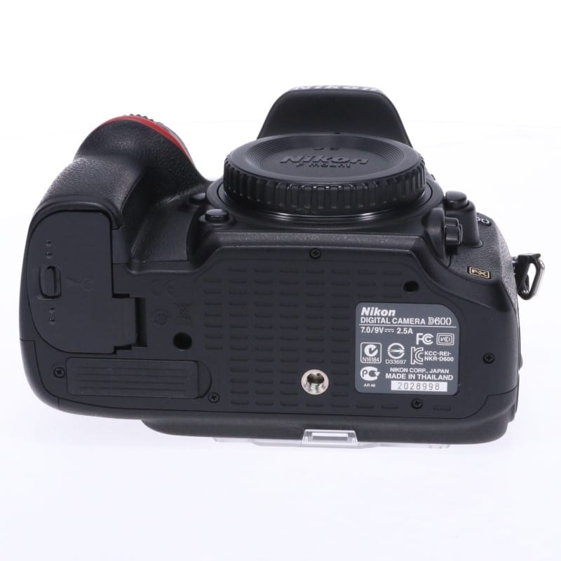 Nikon D600 ボディ 中古 C2120125325975｜中古通販フジヤカメラ