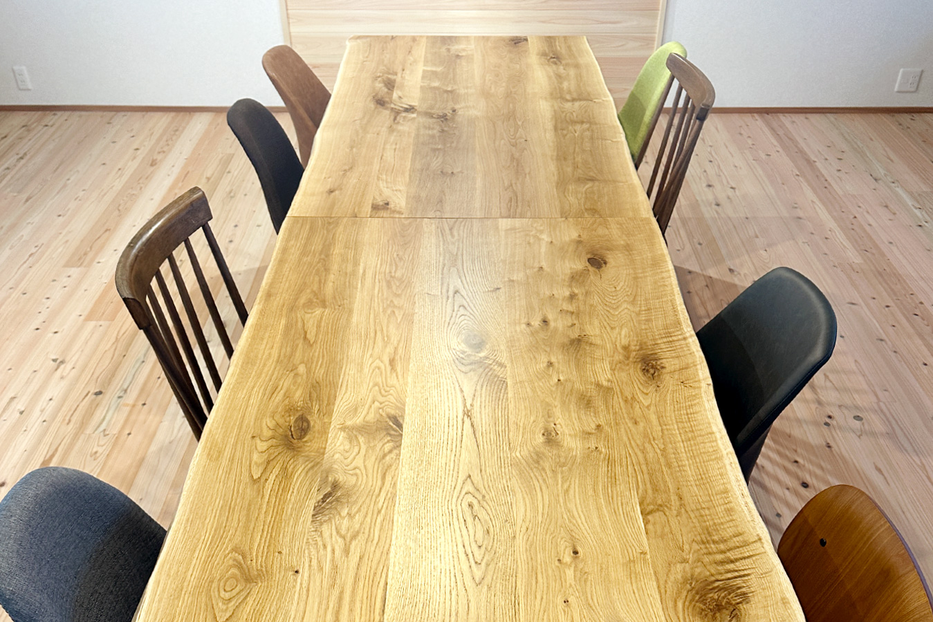 風樹の塔｜北海道産ナラ材で作る「森の記憶100年テーブル」