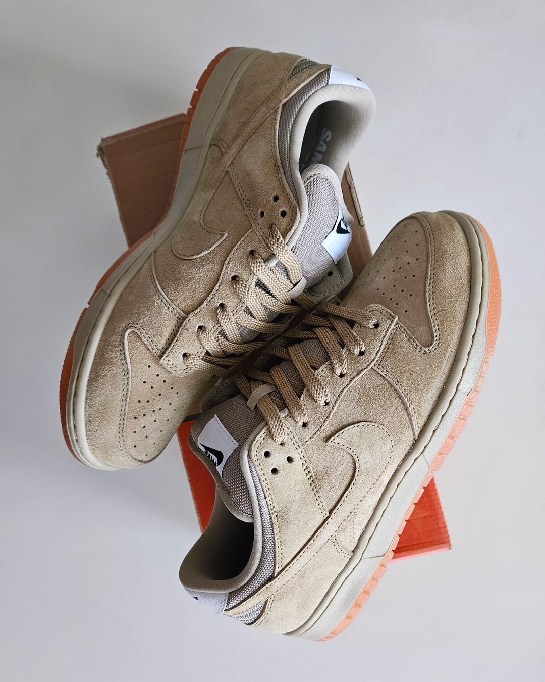 2025年 1/15 発売】NIKE SB DUNK LOW “Parachute Beige” (ナイキ