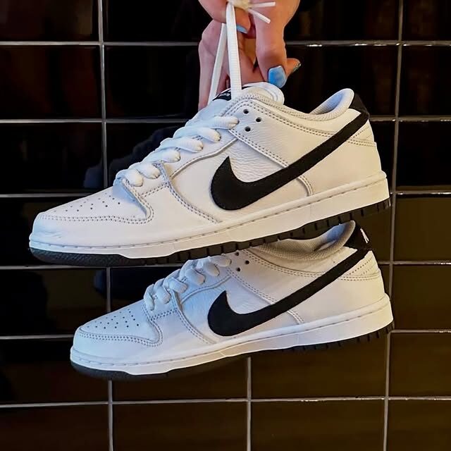 2025年 リストック】NIKE SB DUNK LOW PRO “Black Suede/White Suede