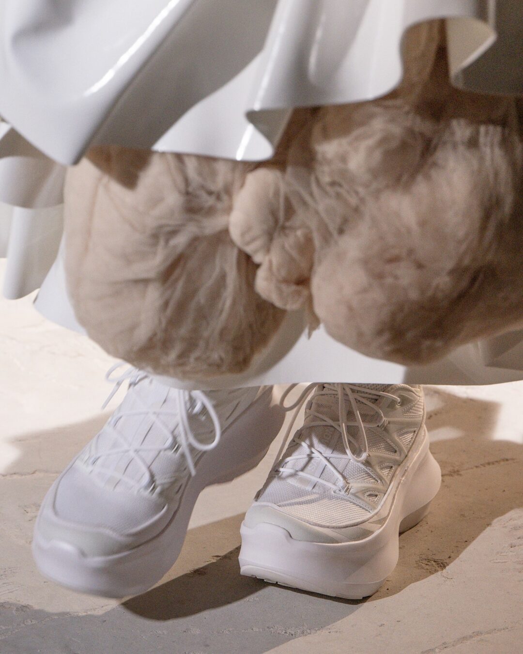 2024年 10/4 発売予定】COMME des GARCONS × SALOMON XT-6 EXPANSE