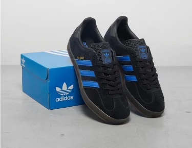 2025年 4/30 発売】adidas Originals GAZELLE “Core Black/Blue/Gum