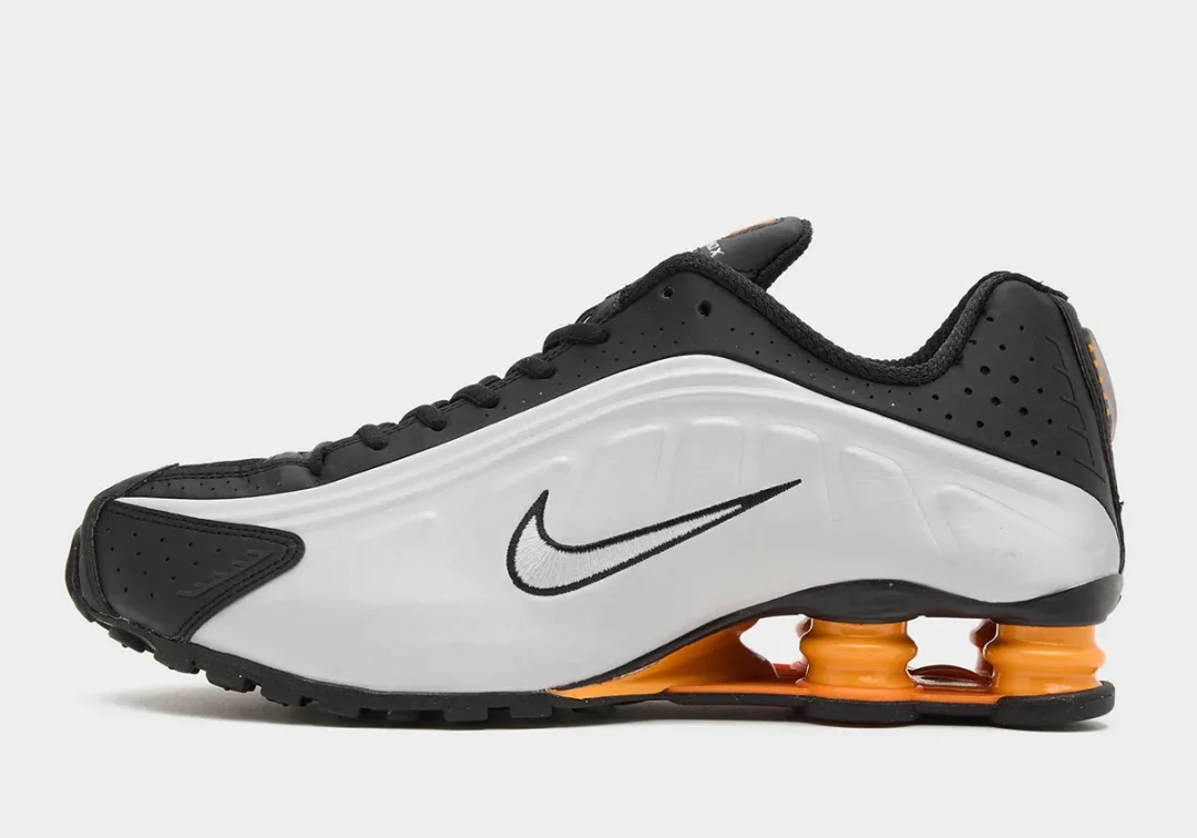2025年 4/14 発売】NIKE SHOX R4 “Black/Bright Mandarin” (ナイキ