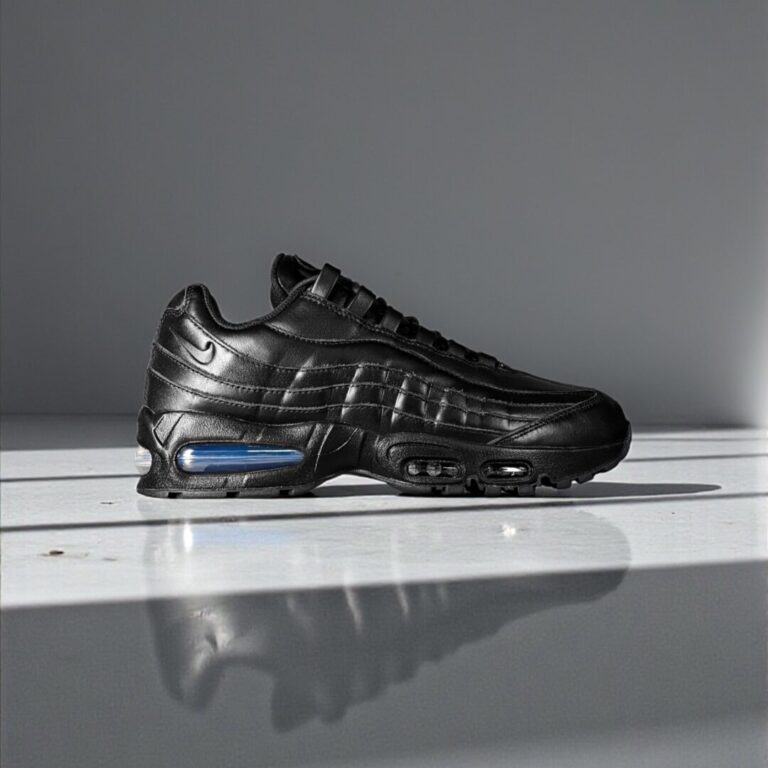 2025年 12/20 & 12/27 発売】NIKE AIR MAX 95 “Leather/Triple Black