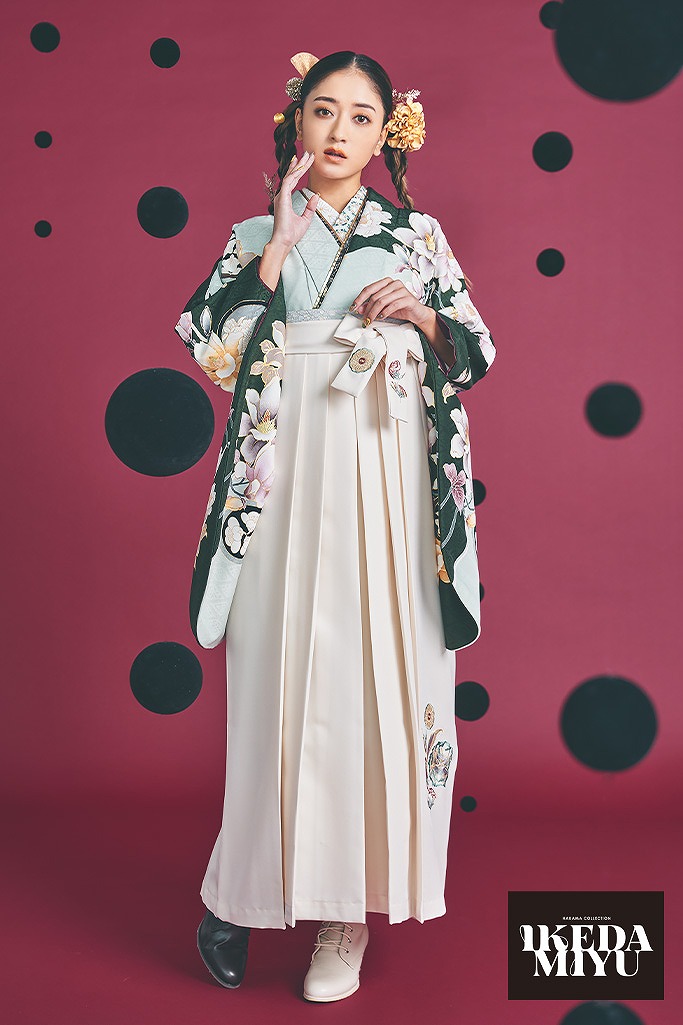 池田美優(みちょぱ)着用袴ネットレンタル 正統派古典 緑 ツバキ柄