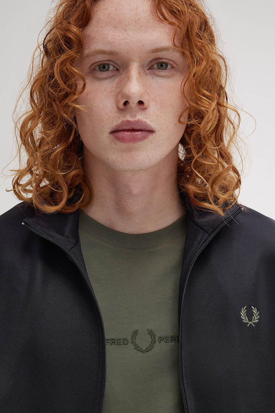 Track Jacket(S W90：BLACK / LAUREL WREATH GREEN): | FRED PERRY