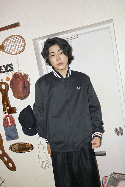 カラー/ブルー | FRED PERRY JAPAN | フレッドペリー日本公式サイト