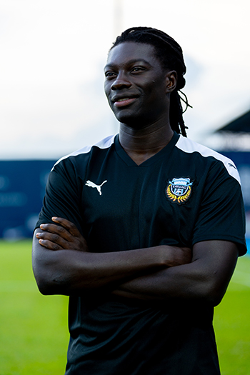 WEB限定企画!「PUMA×川崎フロンターレオフィシャルウェア」販売の