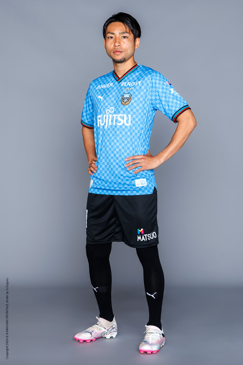 FW11/小林 悠選手 | 選手・スタッフプロフィール2024 : KAWASAKI FRONTALE