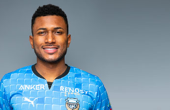 DF4/ジェジエウ選手 | 選手・スタッフプロフィール2022 : KAWASAKI