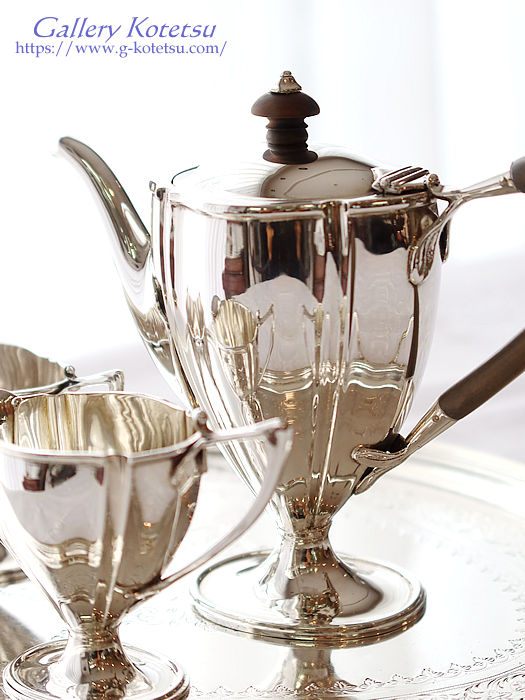 Welcome to ギャラリー虎徹 WEB