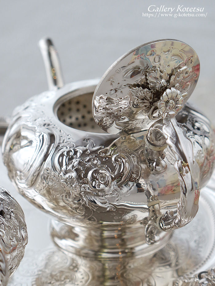 Welcome to ギャラリー虎徹 WEB