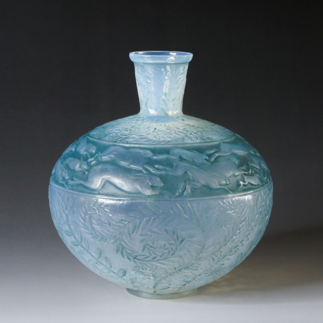 野うさぎ」ルネ・ラリックの花瓶《ギャルリーオルフェ》