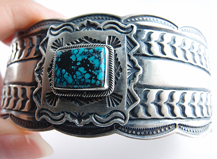 幅広チャイニーズターコイズブレス(Gary Reeves) | 極上ターコイズと