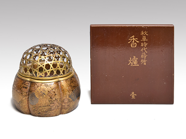 阿古陀香炉 梨地に金銀秋草蒔絵 江戸時代 火取香炉 香道具 | 古美術ささき