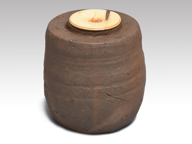 備前茶入 桃山時代 銘「雪月花」 薮内流11代透月斎箱書 | 古美術ささき