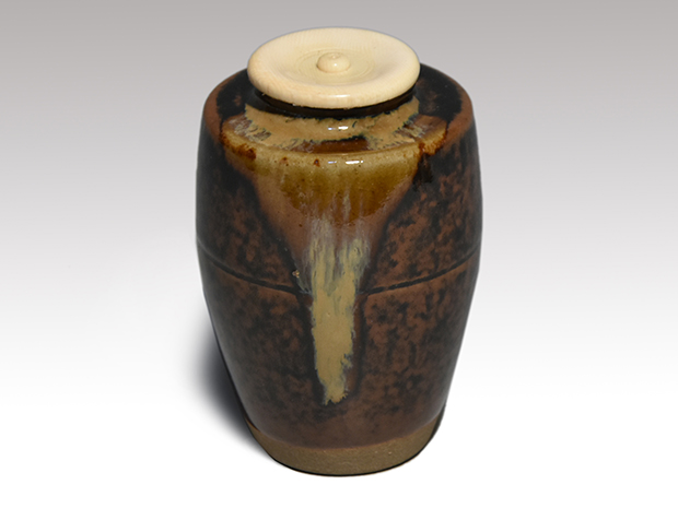 膳所焼 肩衝茶入 淡海ぜぜ 陽炎園造 共箱 象牙蓋 仕覆（日野間道