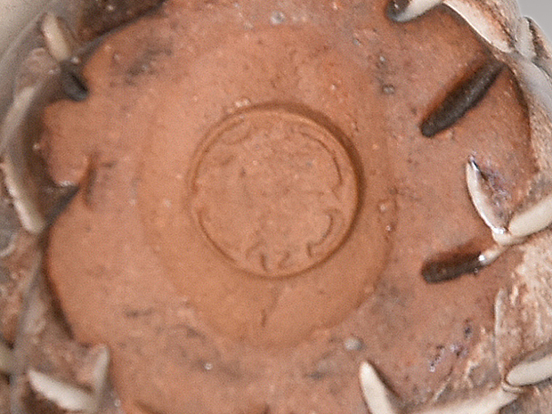 十二代 田原陶兵衛（作） 萩焼 松実香合 共箱 | 古美術ささき