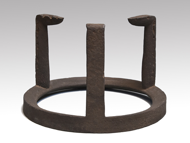 遠州流 炉五徳 釜師 山口浄雄（作） 共箱 小堀宗明花押入り | 古美術ささき