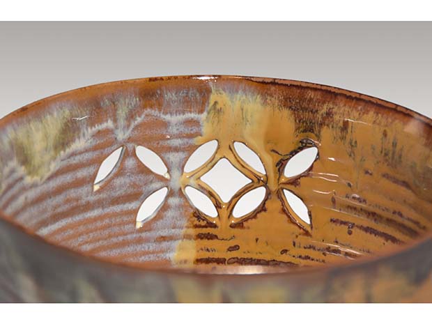 高取焼 七宝透し菓子鉢 十四代 亀井味楽(作) 共箱 | 古美術ささき