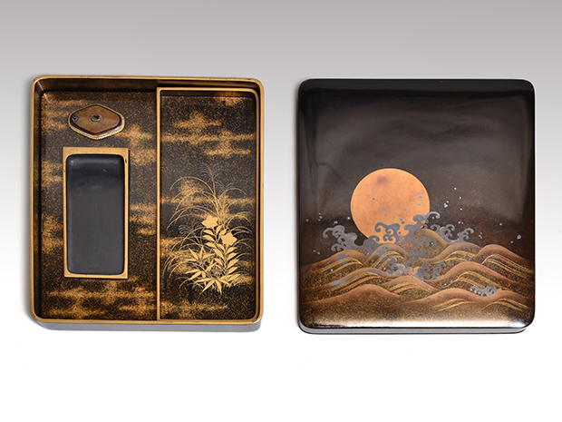 日の出に波蒔絵 硯箱 内側は月に秋草蒔絵 | 古美術ささき