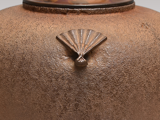 丸釜 久田尋牛斎「嘉辰歓喜」文字入 炉用 門脇喜平（作） 共箱 | 古