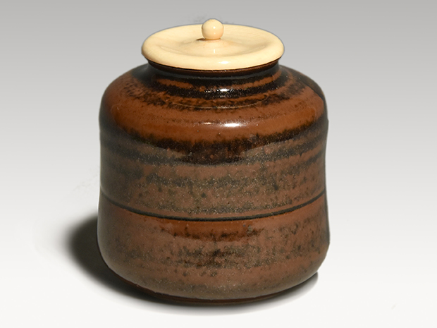 中興名物写 米市茶入 松本鉄山(作) 共箱 牙蓋 仕服(米一金襴) | 古美術