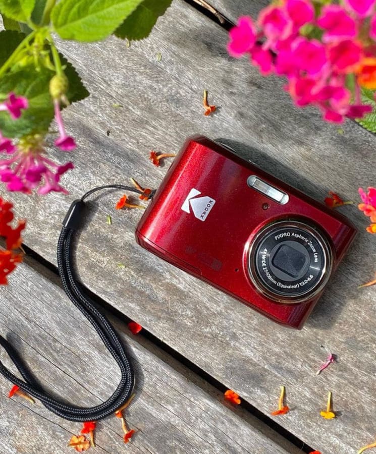 Kodak Pixpro FZ45 Red Digital Camera Pack + 16GB SD Card