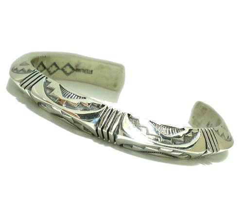 インディアンジュエリー シルバーブレスレット・バングル