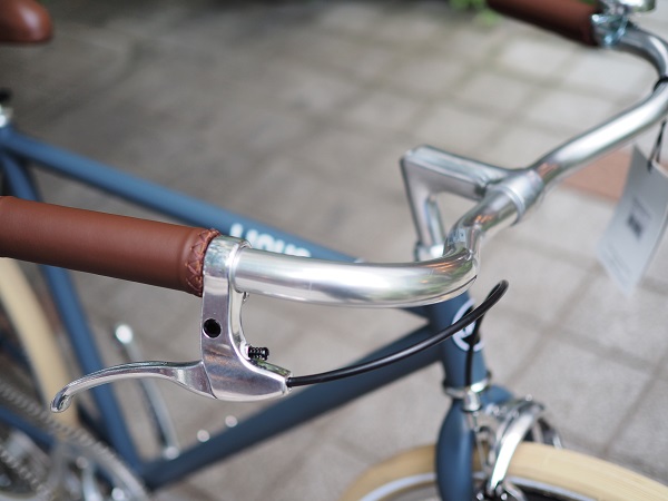 LINUS ROADSTER CLASSIC再入荷 | コンズサイクルのスタッフブログ