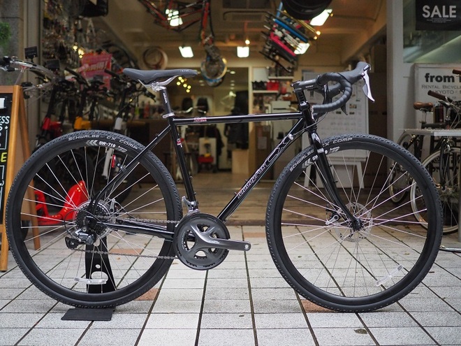 遅れてやってきたアイツ!!Muddy Fox!! | コンズサイクルのスタッフ