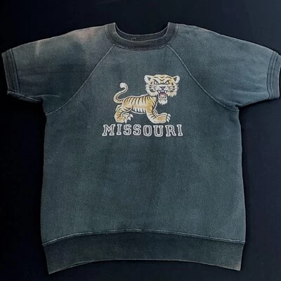 コレカウ | 森田哲矢さんがYouTubeで着用されていたカットソー