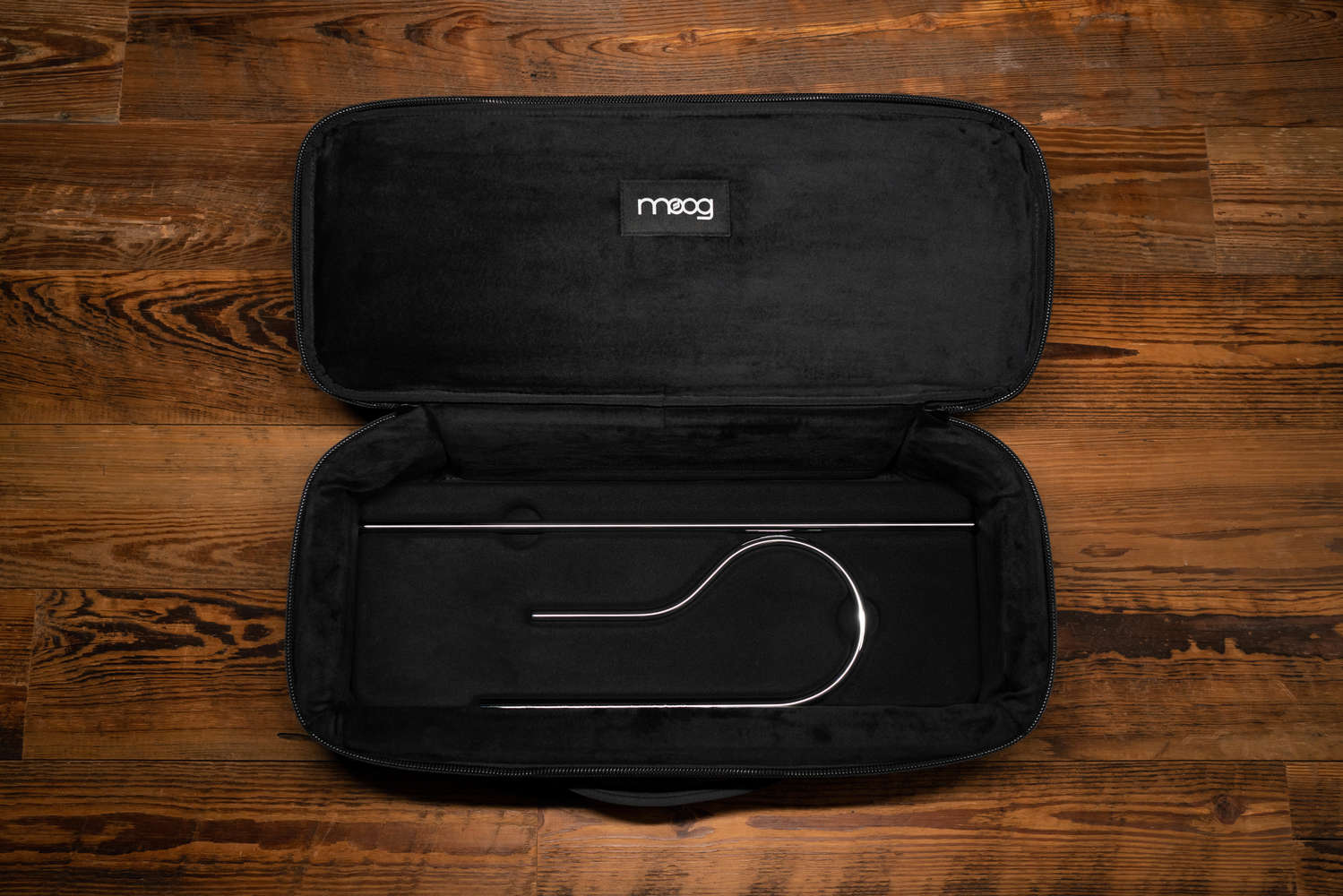 Etherwave SR Series Case – moog