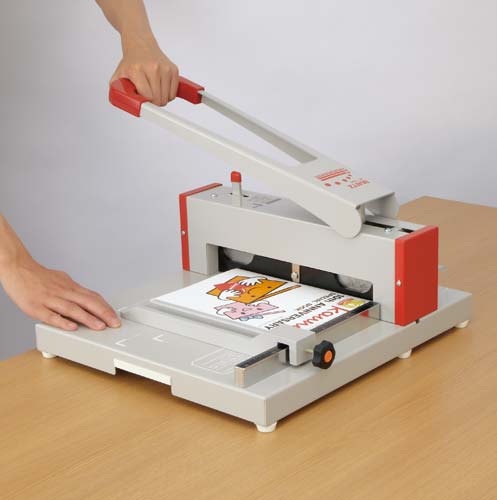 マイツ 卓上型裁断機 MC－300 （A4版） 幅450×奥行405×高