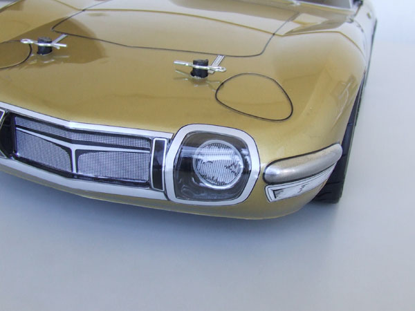 トヨタ2000GT ボディーセット（190mm） デカール付