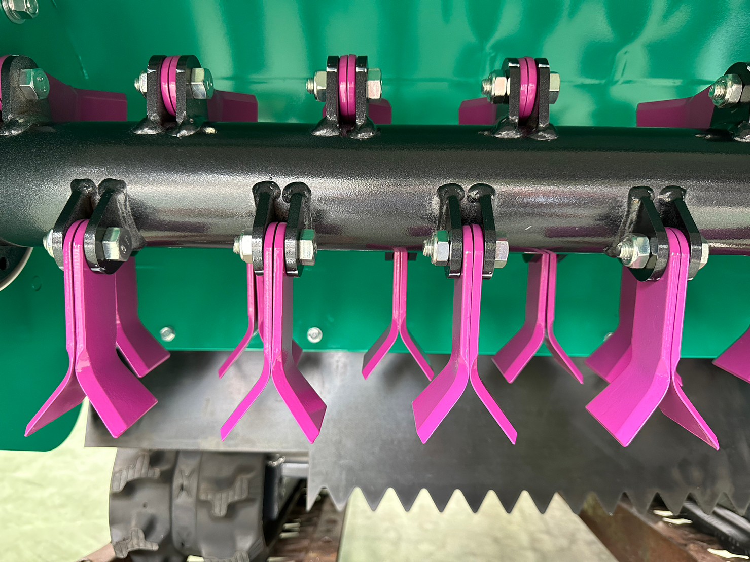 オリジナル商品 ピンクゴリラ ハンマーナイフモア 替ナイフ 自走式草刈