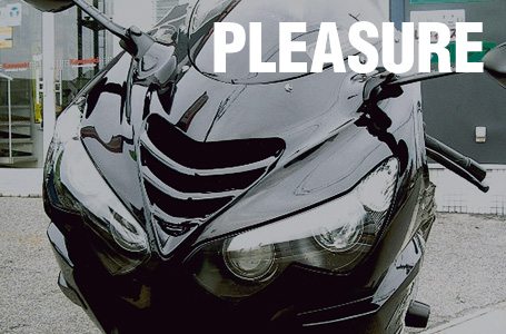 プレジャーよりZX-14Rのフロントマスクをより個性的に演出する、ダクト