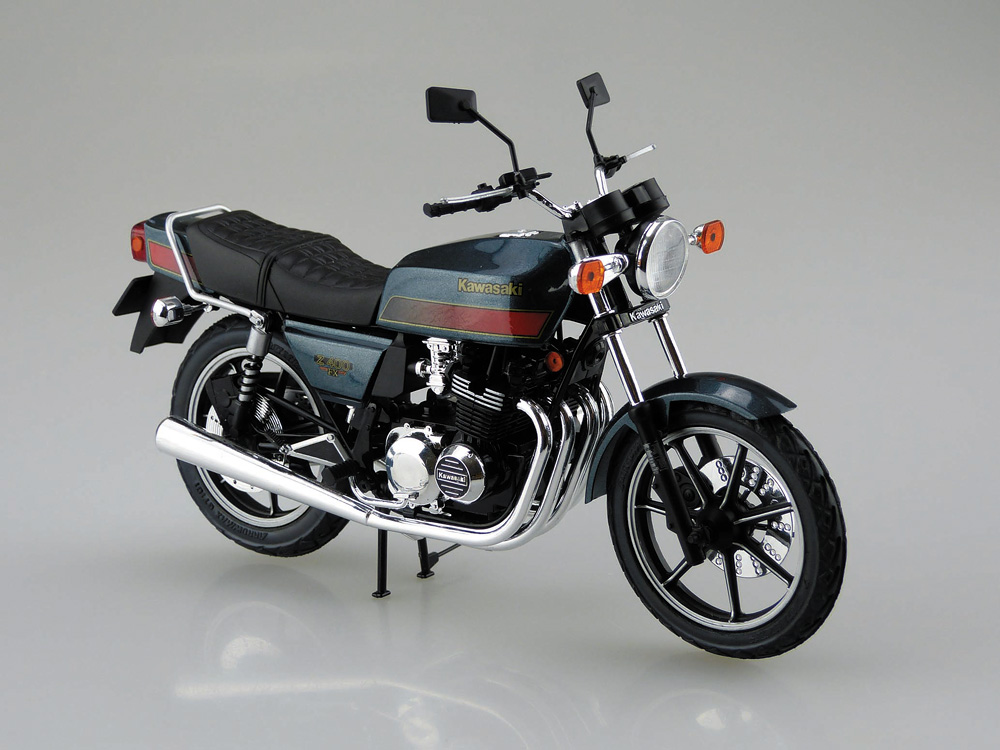 アオシマより、Z400FXの1/12スケールプラモデルが登場 | グッズ
