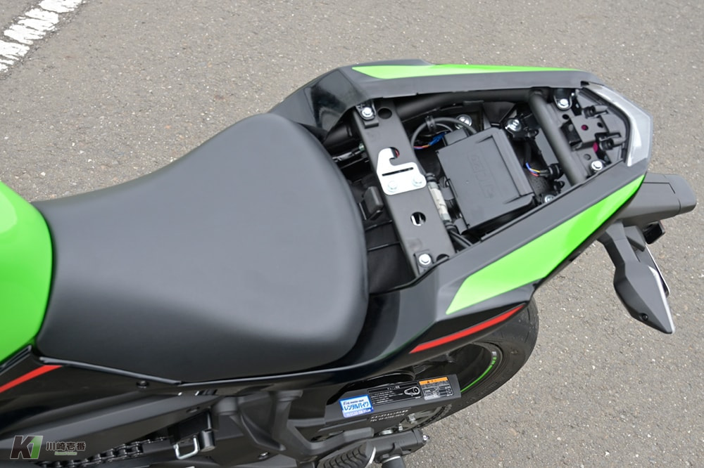 1点集中チェック!］Ninja 650のシート | 1点集中チェック! | カワサキ